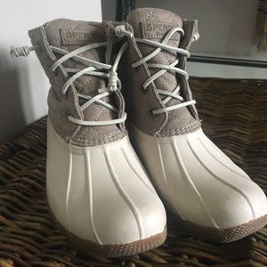 Sperry Boots